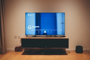 I Pro Series 4K Smart Google TV